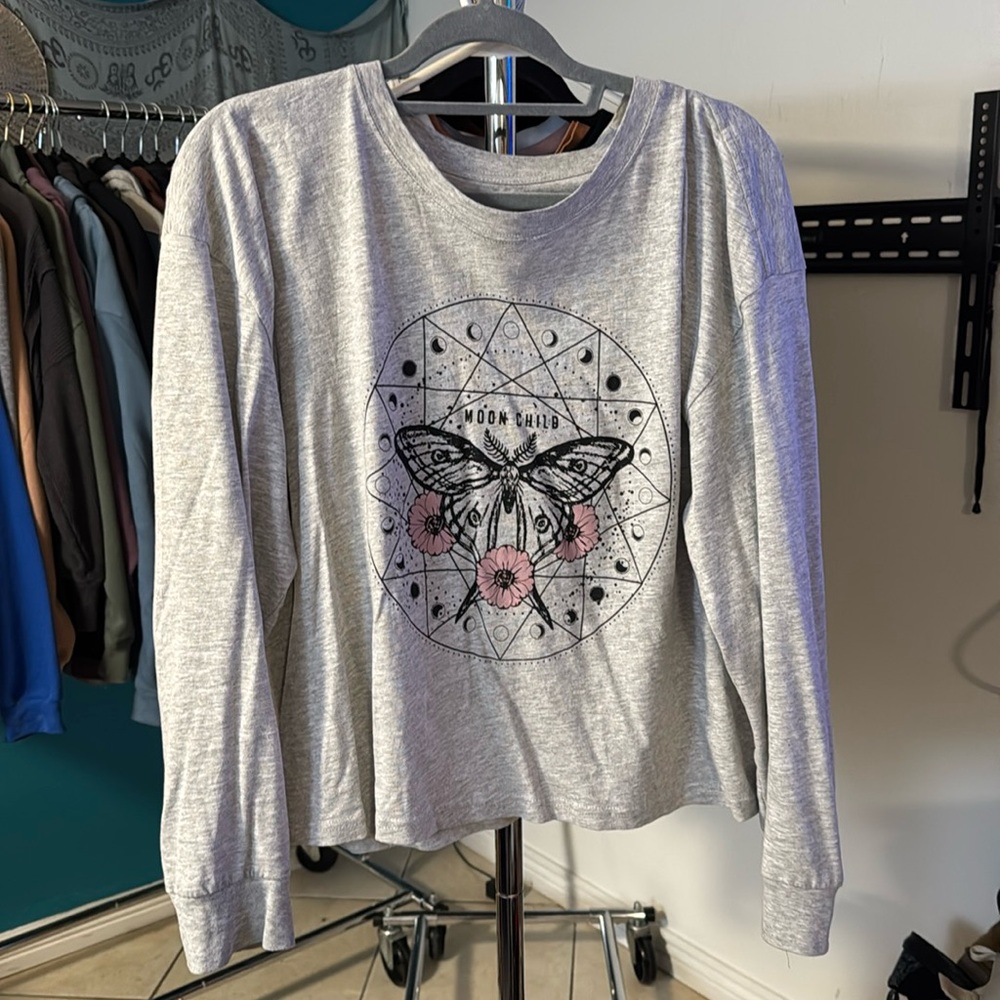 Cute long sleeve tee
